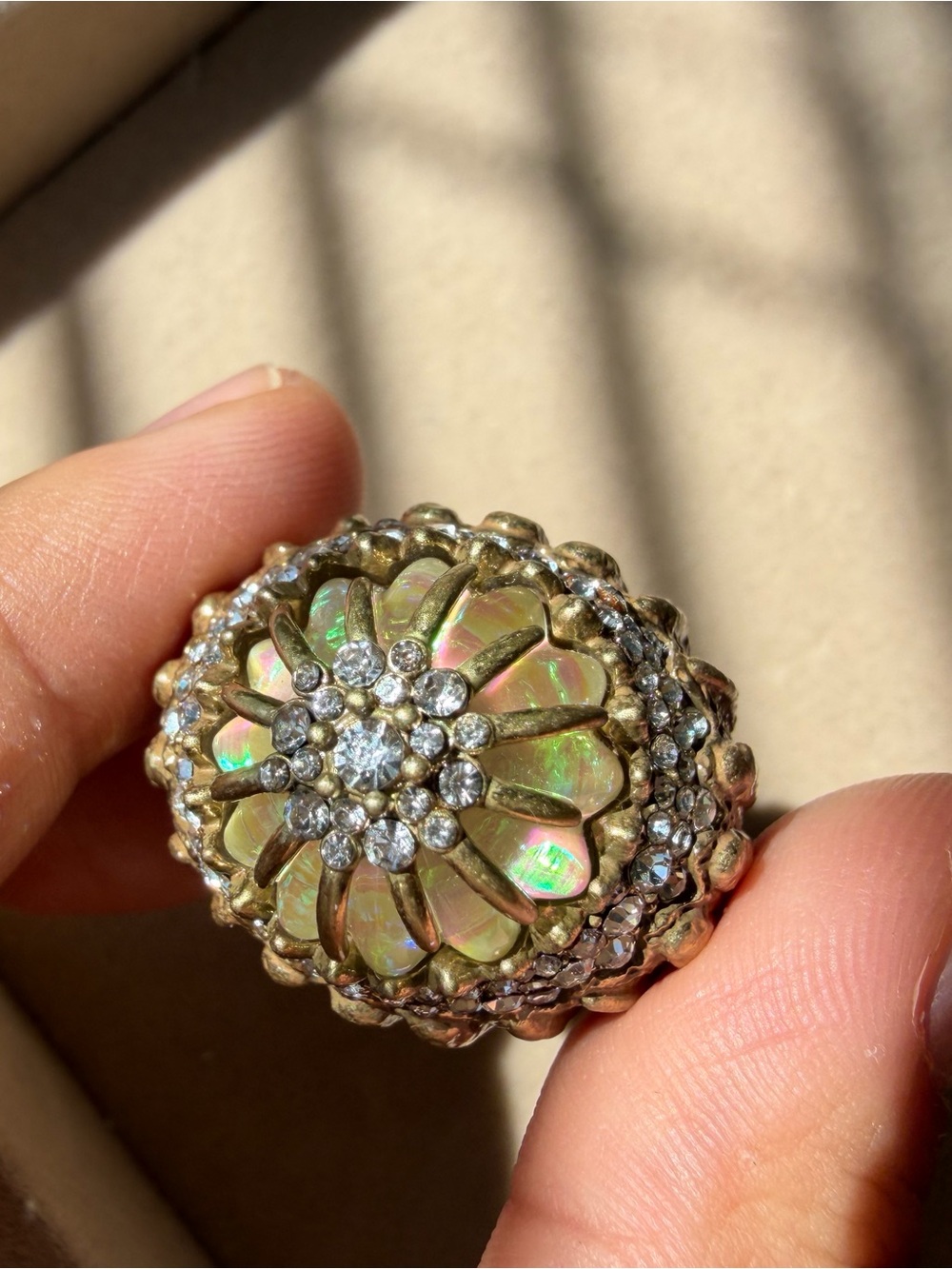 Gold-Tone Iridescent Floral Cocktail Ring - Women Jewelry size 7/8